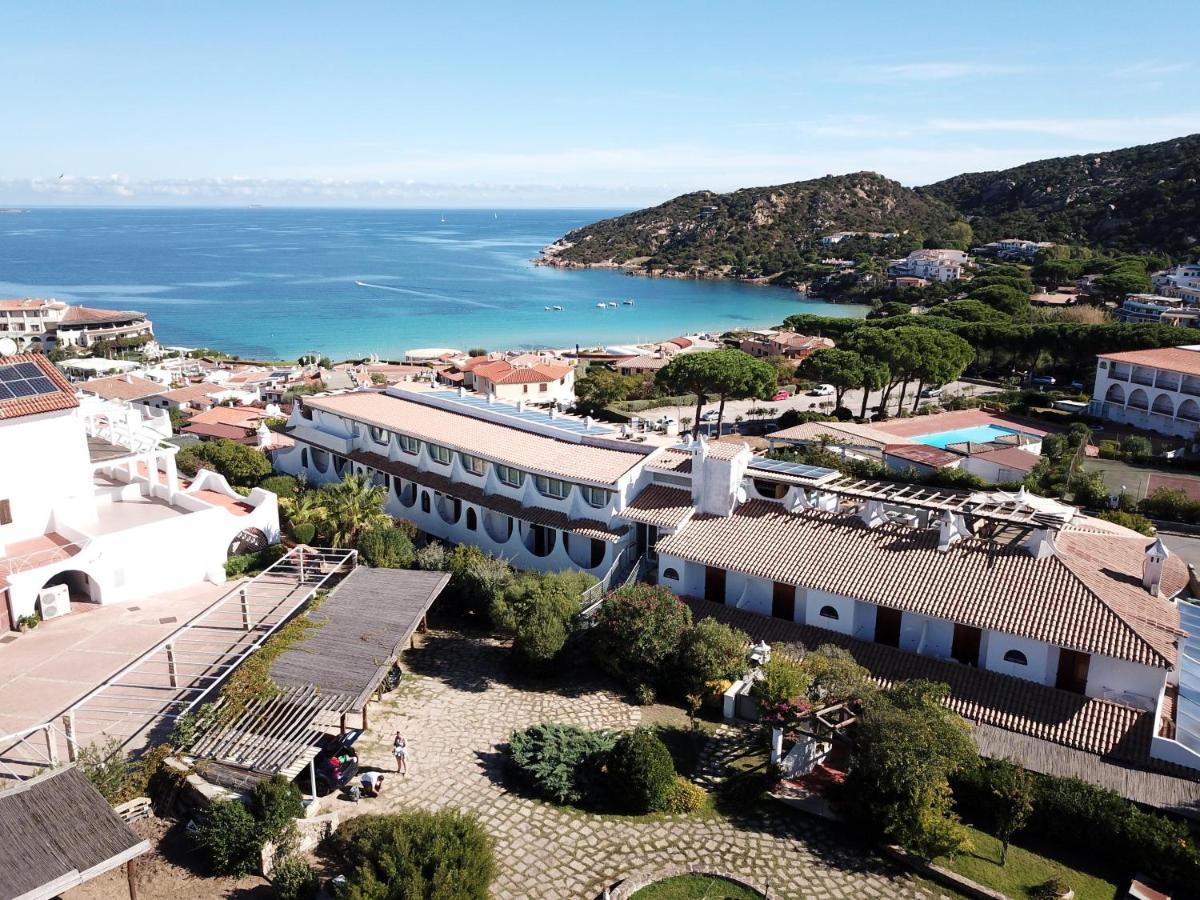 Hotel Punta Est Baja Cerdeña Exterior foto